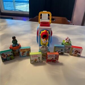 Little Tikes Projector with Figures and Books